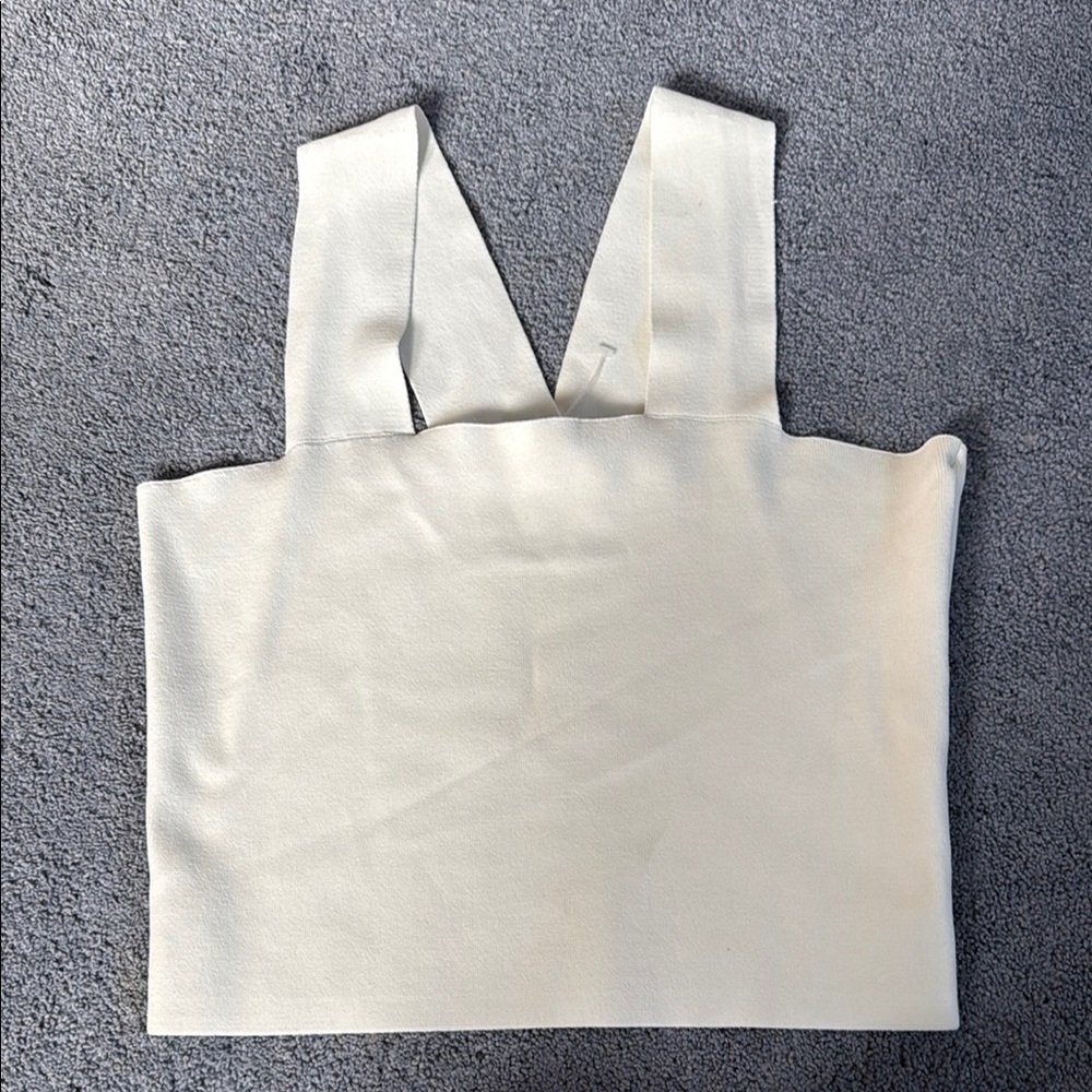 Elegant White Sleeveless Top